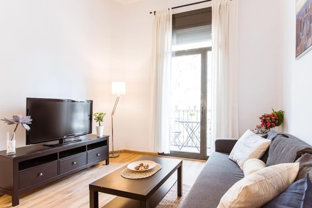 One Bedroom Flat Close To Beach Barcelona Exterior photo